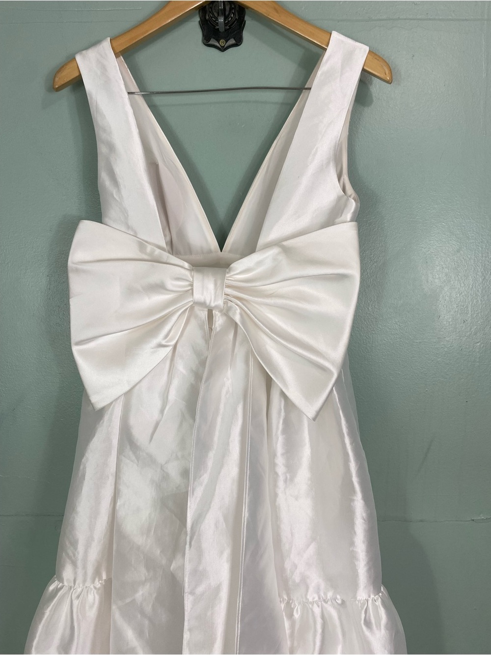 Hutch Sleeveless V-Neck Bow Back Tiered A-Line Maxi Dress Size 2 Iridescent - Picture 5 of 8